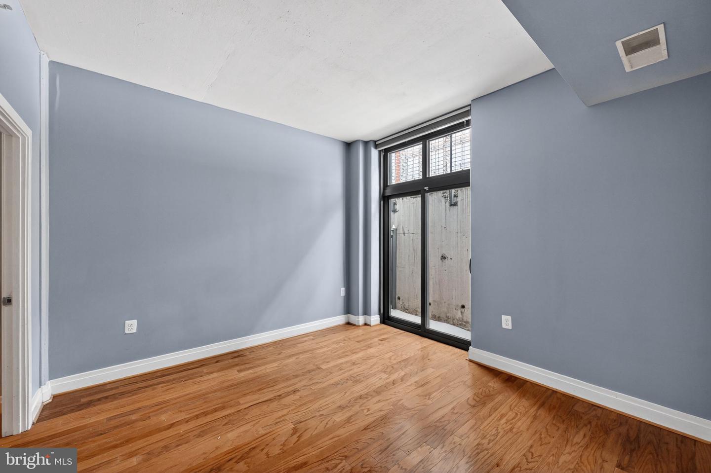 2120 VERMONT AVE NW #4, WASHINGTON, District Of Columbia 20001, 1 Bedroom Bedrooms, ,1 BathroomBathrooms,Residential,For sale,2120 VERMONT AVE NW #4,DCDC2243384 MLS # DCDC2243384 2120 VERMONT AVE NW #4, WASHINGTON, District Of Columbia 20001, 1 Bedroom Bedrooms, ,1 BathroomBathrooms,Residential,For sale,2120 VERMONT AVE NW #4,DCDC2243384 MLS # DCDC2243384