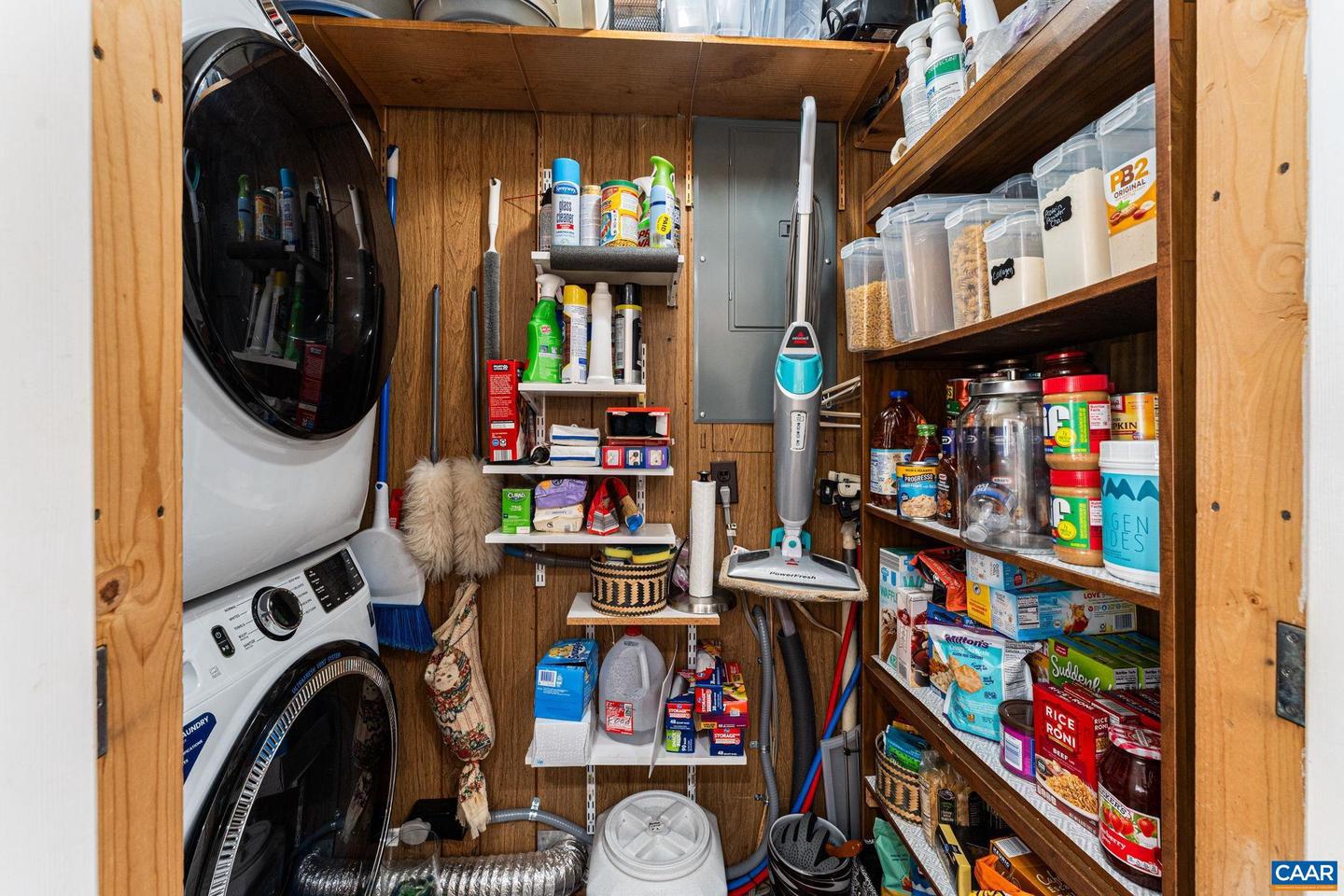 2225 WILLIAMSBURG RD, CHARLOTTESVILLE, Virginia 22901, 3 Bedrooms Bedrooms, ,1 BathroomBathrooms,Residential,For sale,2225 WILLIAMSBURG RD,672833 MLS # 672833