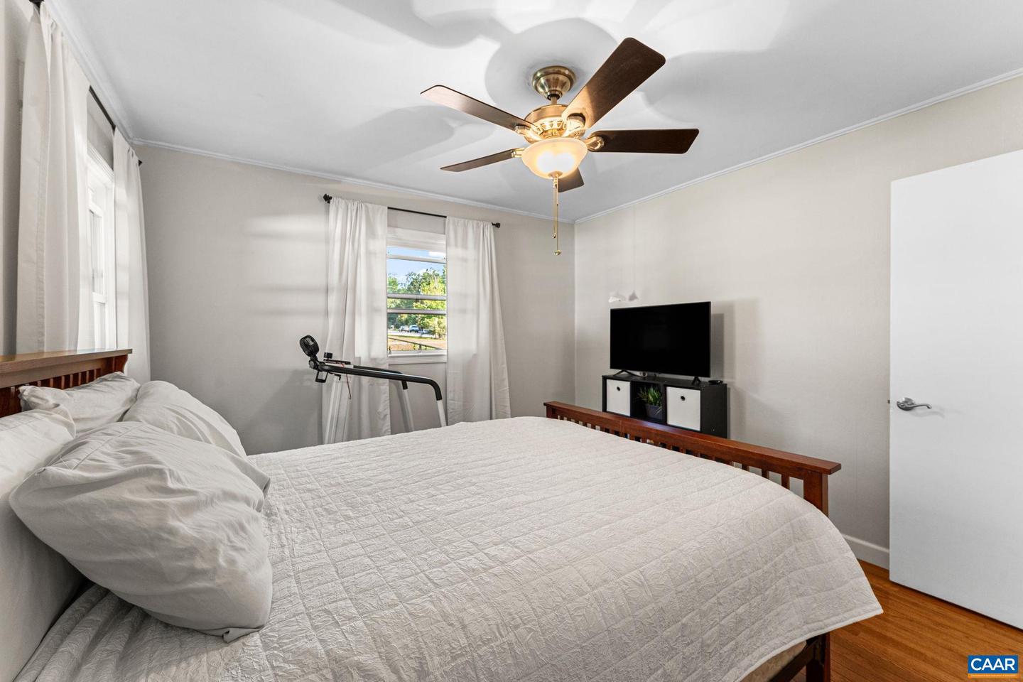 2225 WILLIAMSBURG RD, CHARLOTTESVILLE, Virginia 22901, 3 Bedrooms Bedrooms, ,1 BathroomBathrooms,Residential,For sale,2225 WILLIAMSBURG RD,672833 MLS # 672833