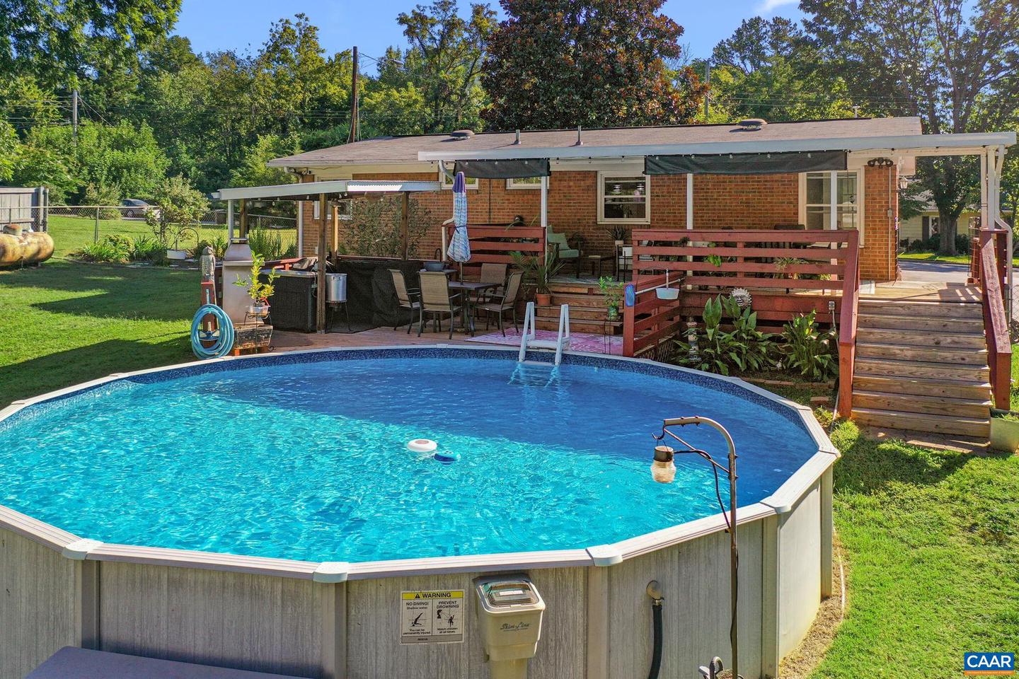 2225 WILLIAMSBURG RD, CHARLOTTESVILLE, Virginia 22901, 3 Bedrooms Bedrooms, ,1 BathroomBathrooms,Residential,For sale,2225 WILLIAMSBURG RD,672833 MLS # 672833