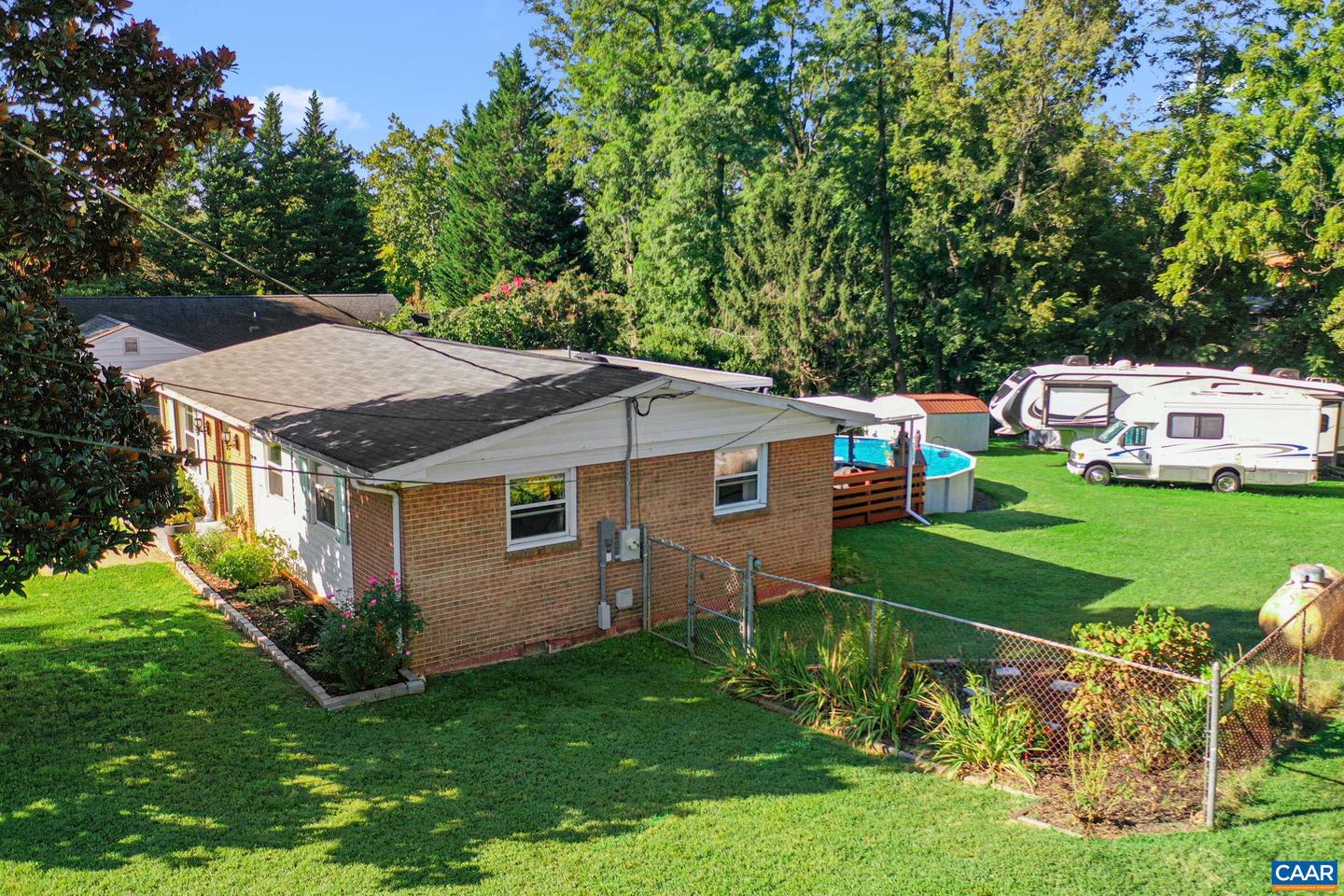 2225 WILLIAMSBURG RD, CHARLOTTESVILLE, Virginia 22901, 3 Bedrooms Bedrooms, ,1 BathroomBathrooms,Residential,For sale,2225 WILLIAMSBURG RD,672833 MLS # 672833