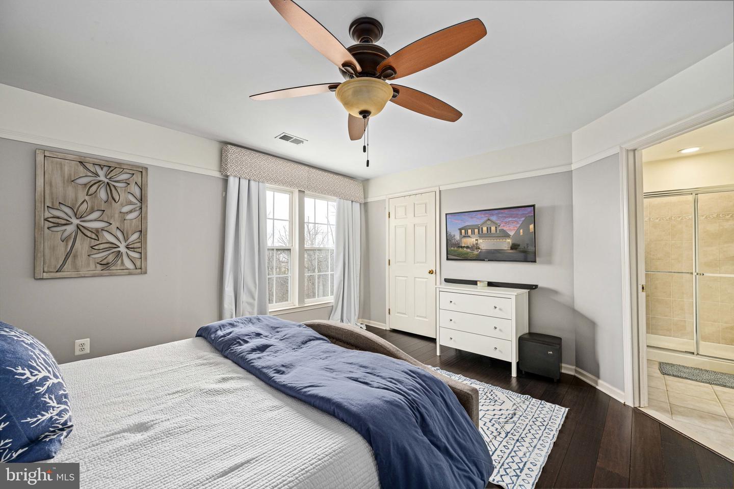 5505 ALTENBURY LOOP, GAINESVILLE, Virginia 20155, 4 Bedrooms Bedrooms, ,3 BathroomsBathrooms,Residential,For sale,5505 ALTENBURY LOOP,VAPW2111336 MLS # VAPW2111336