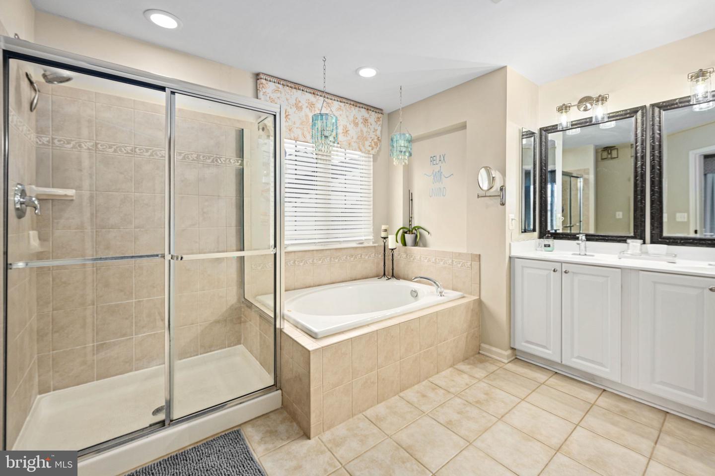 5505 ALTENBURY LOOP, GAINESVILLE, Virginia 20155, 4 Bedrooms Bedrooms, ,3 BathroomsBathrooms,Residential,For sale,5505 ALTENBURY LOOP,VAPW2111336 MLS # VAPW2111336