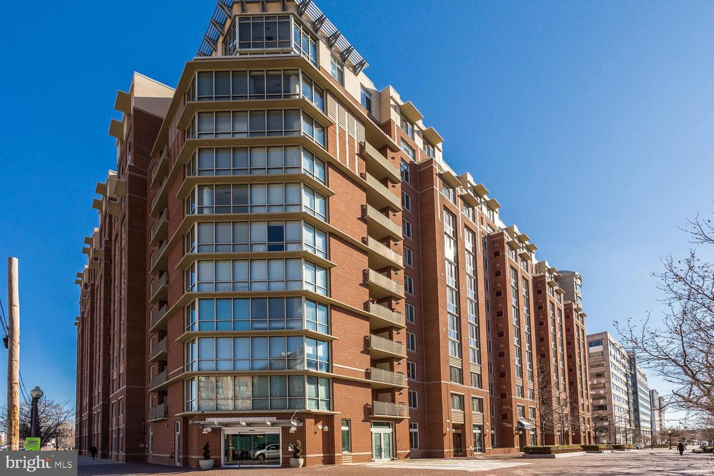 1000 NEW JERSEY AVE SE #216, WASHINGTON, District Of Columbia 20003, 1 Bedroom Bedrooms, ,1 BathroomBathrooms,Residential,For sale,1000 NEW JERSEY AVE SE #216,DCDC2243430 MLS # DCDC2243430
