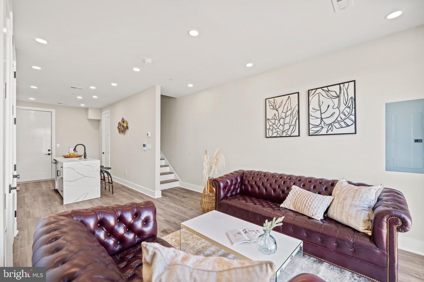 824 18TH ST NE #10, WASHINGTON, District Of Columbia 20002, 2 Bedrooms Bedrooms, ,2 BathroomsBathrooms,Residential,For sale,824 18TH ST NE #10,DCDC2243442 MLS # DCDC2243442