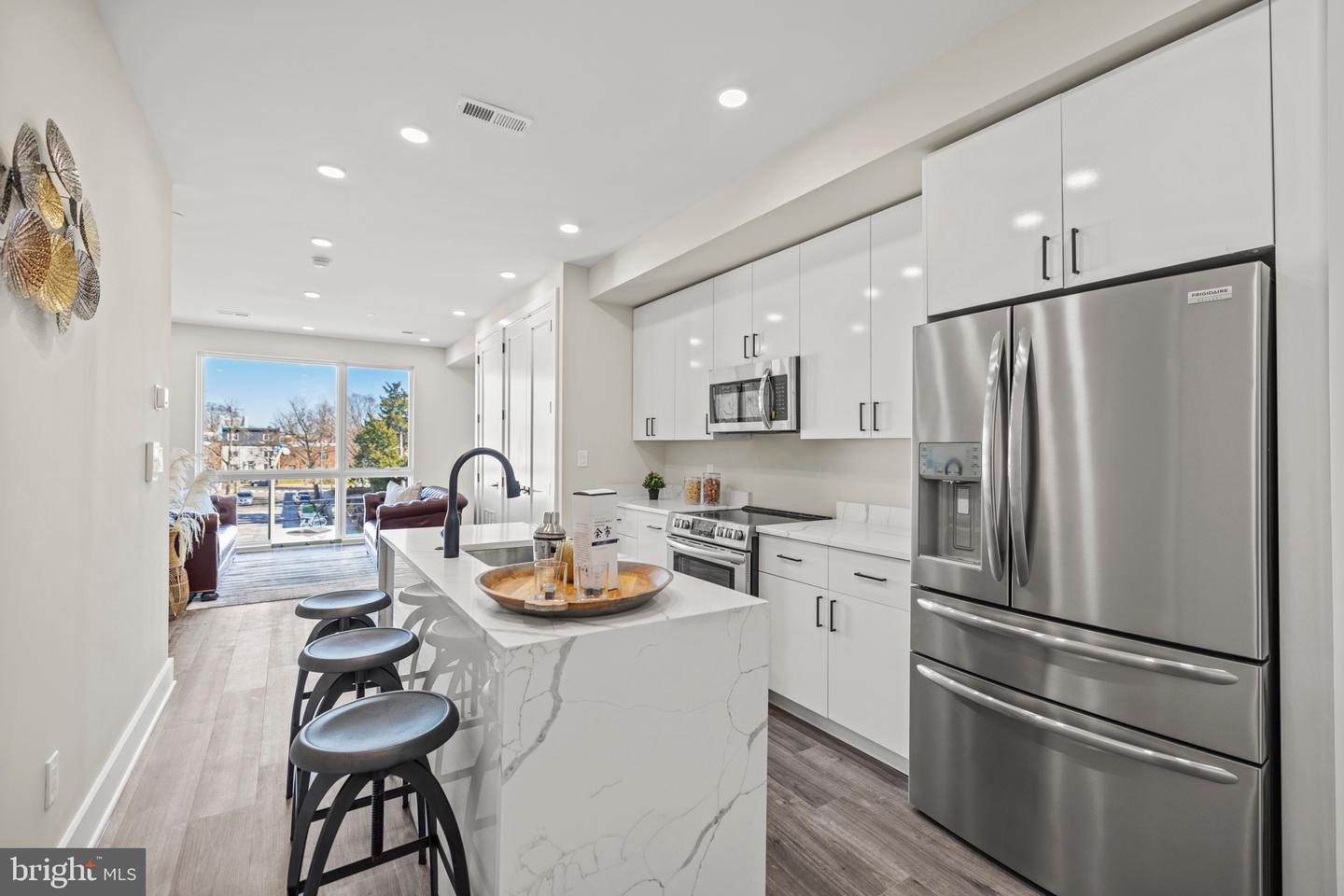 824 18TH ST NE #10, WASHINGTON, District Of Columbia 20002, 2 Bedrooms Bedrooms, ,2 BathroomsBathrooms,Residential,For sale,824 18TH ST NE #10,DCDC2243442 MLS # DCDC2243442