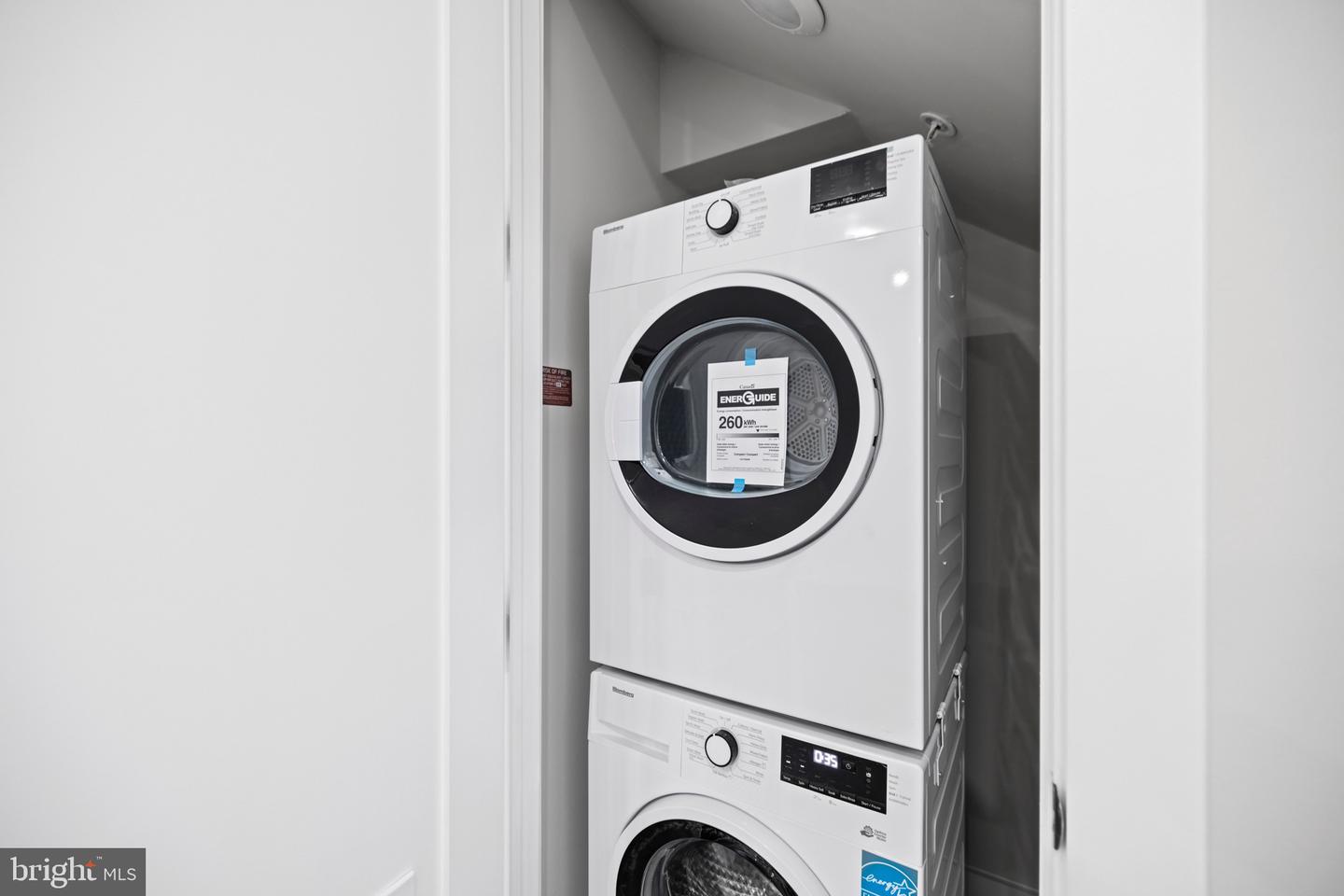 824 18TH ST NE #12, WASHINGTON, District Of Columbia 20002, 2 Bedrooms Bedrooms, ,2 BathroomsBathrooms,Residential,For sale,824 18TH ST NE #12,DCDC2243450 MLS # DCDC2243450