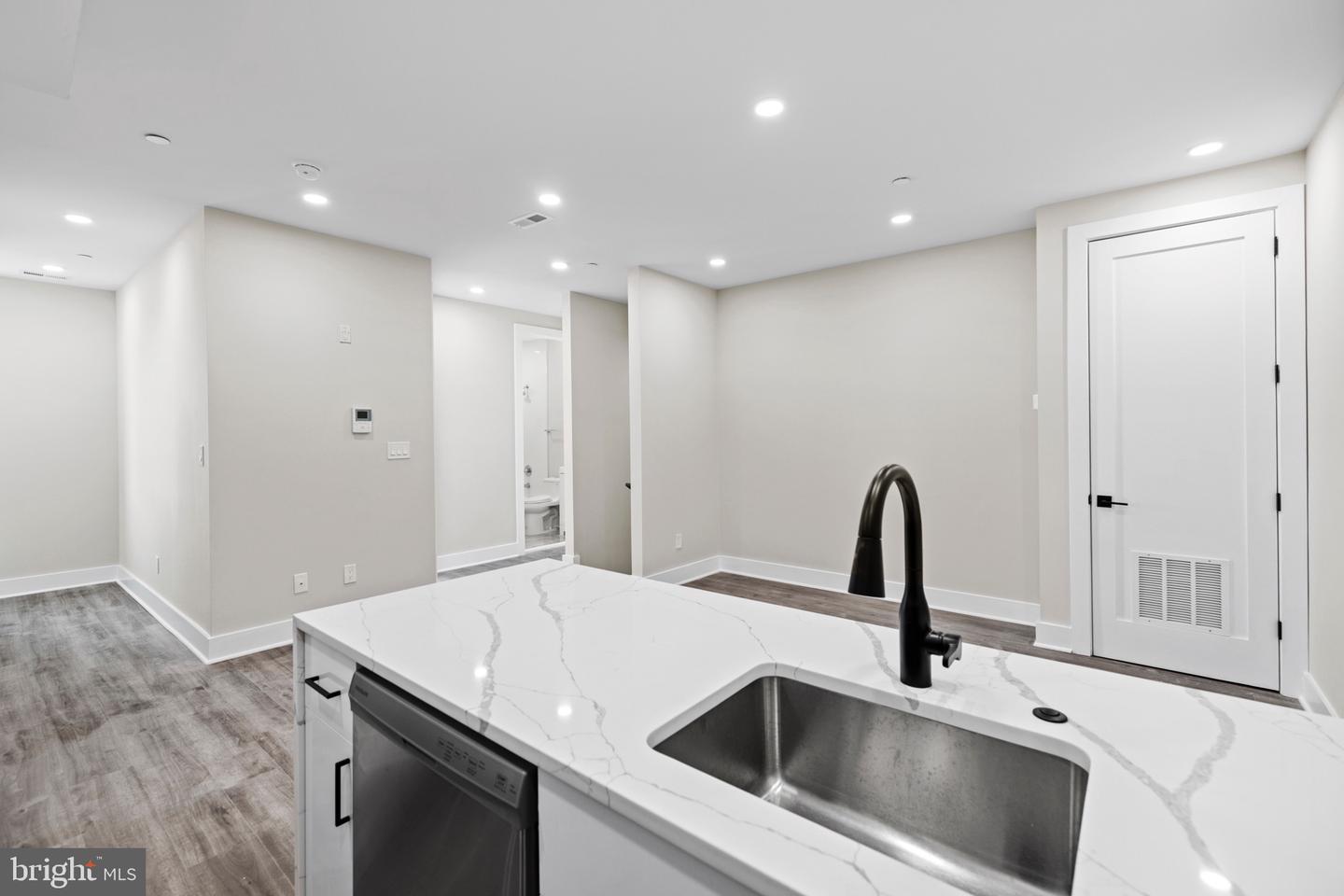 824 18TH ST NE #12, WASHINGTON, District Of Columbia 20002, 2 Bedrooms Bedrooms, ,2 BathroomsBathrooms,Residential,For sale,824 18TH ST NE #12,DCDC2243450 MLS # DCDC2243450