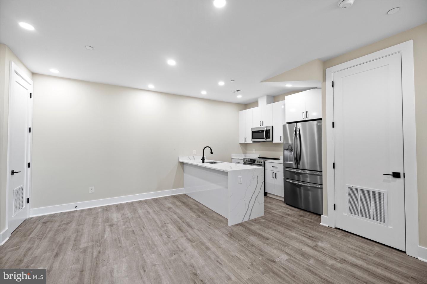 824 18TH ST NE #12, WASHINGTON, District Of Columbia 20002, 2 Bedrooms Bedrooms, ,2 BathroomsBathrooms,Residential,For sale,824 18TH ST NE #12,DCDC2243450 MLS # DCDC2243450