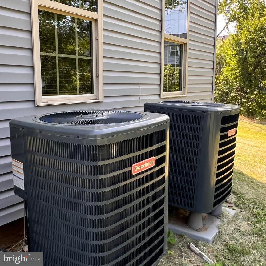 1197 JOHN MARSHALL HWY, STRASBURG, Virginia 22657, 3 Bedrooms Bedrooms, ,2 BathroomsBathrooms,Residential,For sale,1197 JOHN MARSHALL HWY,VASH2011654 MLS # VASH2011654