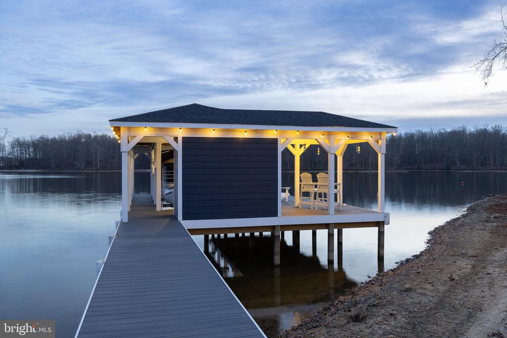 14 FAIRVIEW DR, MINERAL, Virginia 23117, 6 Bedrooms Bedrooms, ,4 BathroomsBathrooms,Residential,14 FAIRVIEW DR,VALA2009134 MLS # VALA2009134