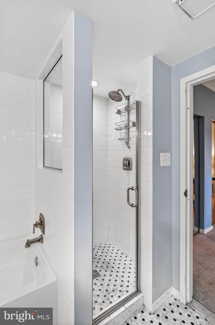 1530 KEY BLVD #327, ARLINGTON, Virginia 22209, 1 Bedroom Bedrooms, ,1 BathroomBathrooms,Residential,For sale,1530 KEY BLVD #327,VAAR2064228 MLS # VAAR2064228 1530 KEY BLVD #327, ARLINGTON, Virginia 22209, 1 Bedroom Bedrooms, ,1 BathroomBathrooms,Residential,For sale,1530 KEY BLVD #327,VAAR2064228 MLS # VAAR2064228