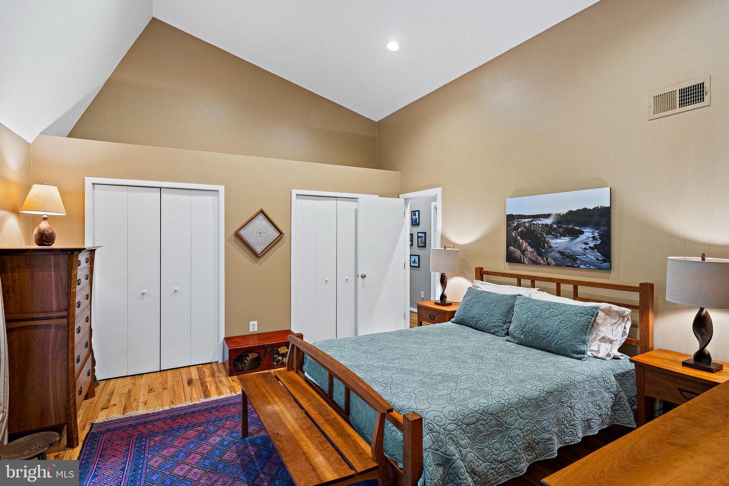 9706 BEACH MILL RD, GREAT FALLS, Virginia 22066, 4 Bedrooms Bedrooms, ,2 BathroomsBathrooms,Residential,For sale,9706 BEACH MILL RD,VAFX2272764 MLS # VAFX2272764