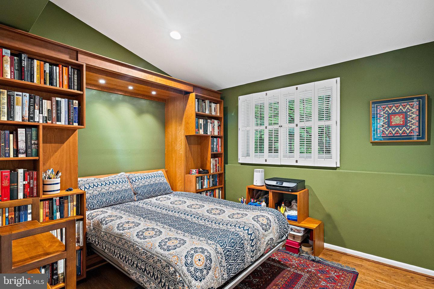 9706 BEACH MILL RD, GREAT FALLS, Virginia 22066, 4 Bedrooms Bedrooms, ,2 BathroomsBathrooms,Residential,For sale,9706 BEACH MILL RD,VAFX2272764 MLS # VAFX2272764