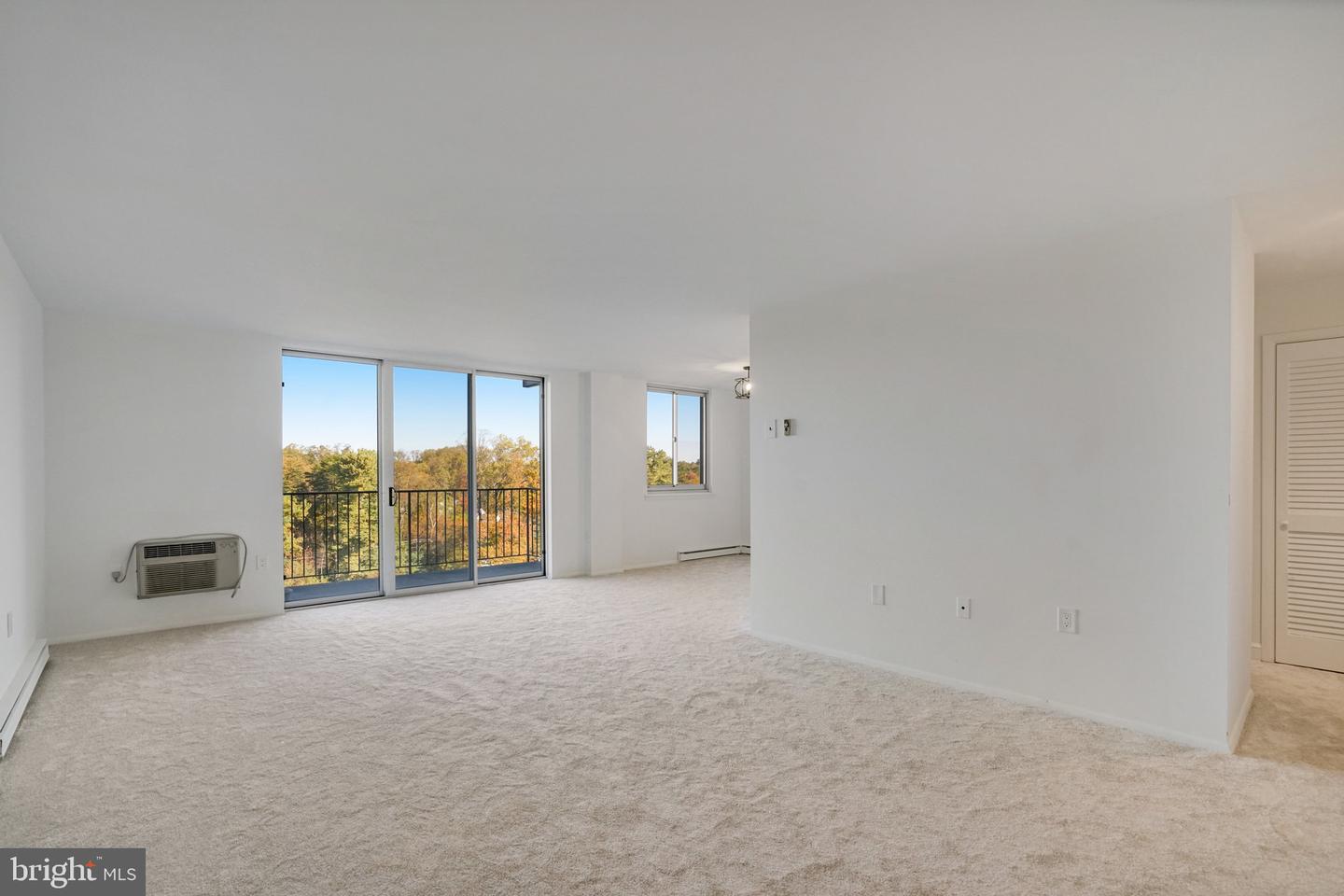 3245 RIO DR #901, FALLS CHURCH, Virginia 22041, 2 Bedrooms Bedrooms, ,2 BathroomsBathrooms,Residential,For sale,3245 RIO DR #901,VAFX2276774 MLS # VAFX2276774 3245 RIO DR #901, FALLS CHURCH, Virginia 22041, 2 Bedrooms Bedrooms, ,2 BathroomsBathrooms,Residential,For sale,3245 RIO DR #901,VAFX2276774 MLS # VAFX2276774