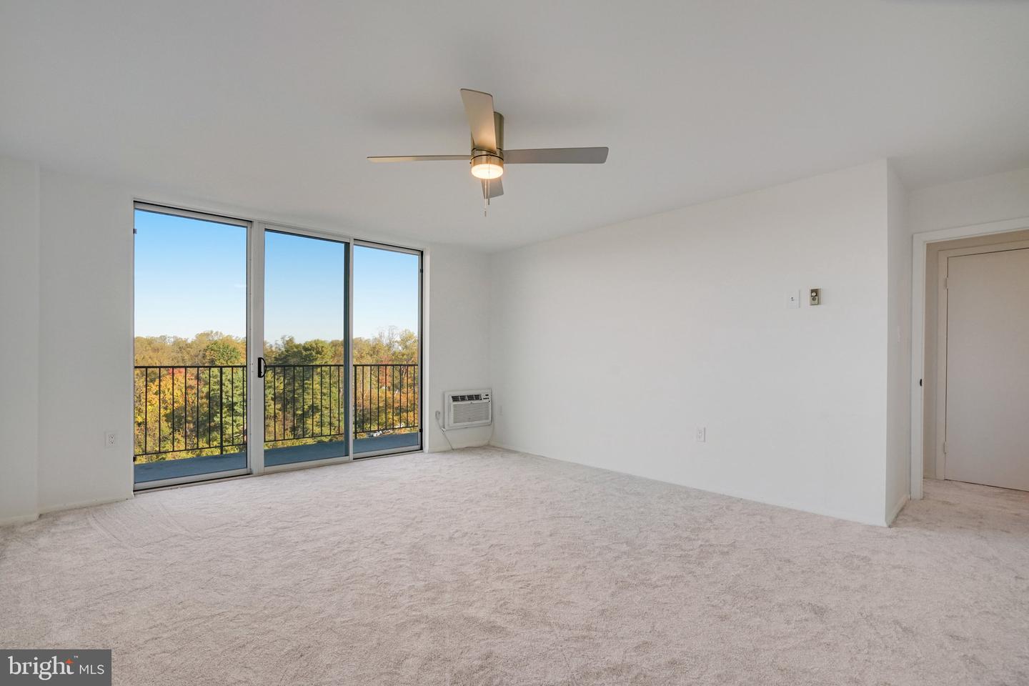 3245 RIO DR #901, FALLS CHURCH, Virginia 22041, 2 Bedrooms Bedrooms, ,2 BathroomsBathrooms,Residential,For sale,3245 RIO DR #901,VAFX2276774 MLS # VAFX2276774 3245 RIO DR #901, FALLS CHURCH, Virginia 22041, 2 Bedrooms Bedrooms, ,2 BathroomsBathrooms,Residential,For sale,3245 RIO DR #901,VAFX2276774 MLS # VAFX2276774