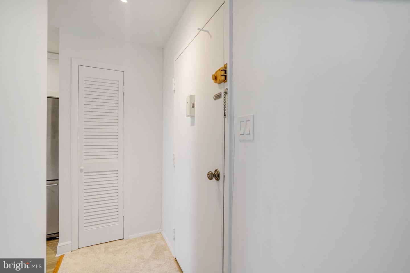 3245 RIO DR #901, FALLS CHURCH, Virginia 22041, 2 Bedrooms Bedrooms, ,2 BathroomsBathrooms,Residential,For sale,3245 RIO DR #901,VAFX2276774 MLS # VAFX2276774 3245 RIO DR #901, FALLS CHURCH, Virginia 22041, 2 Bedrooms Bedrooms, ,2 BathroomsBathrooms,Residential,For sale,3245 RIO DR #901,VAFX2276774 MLS # VAFX2276774