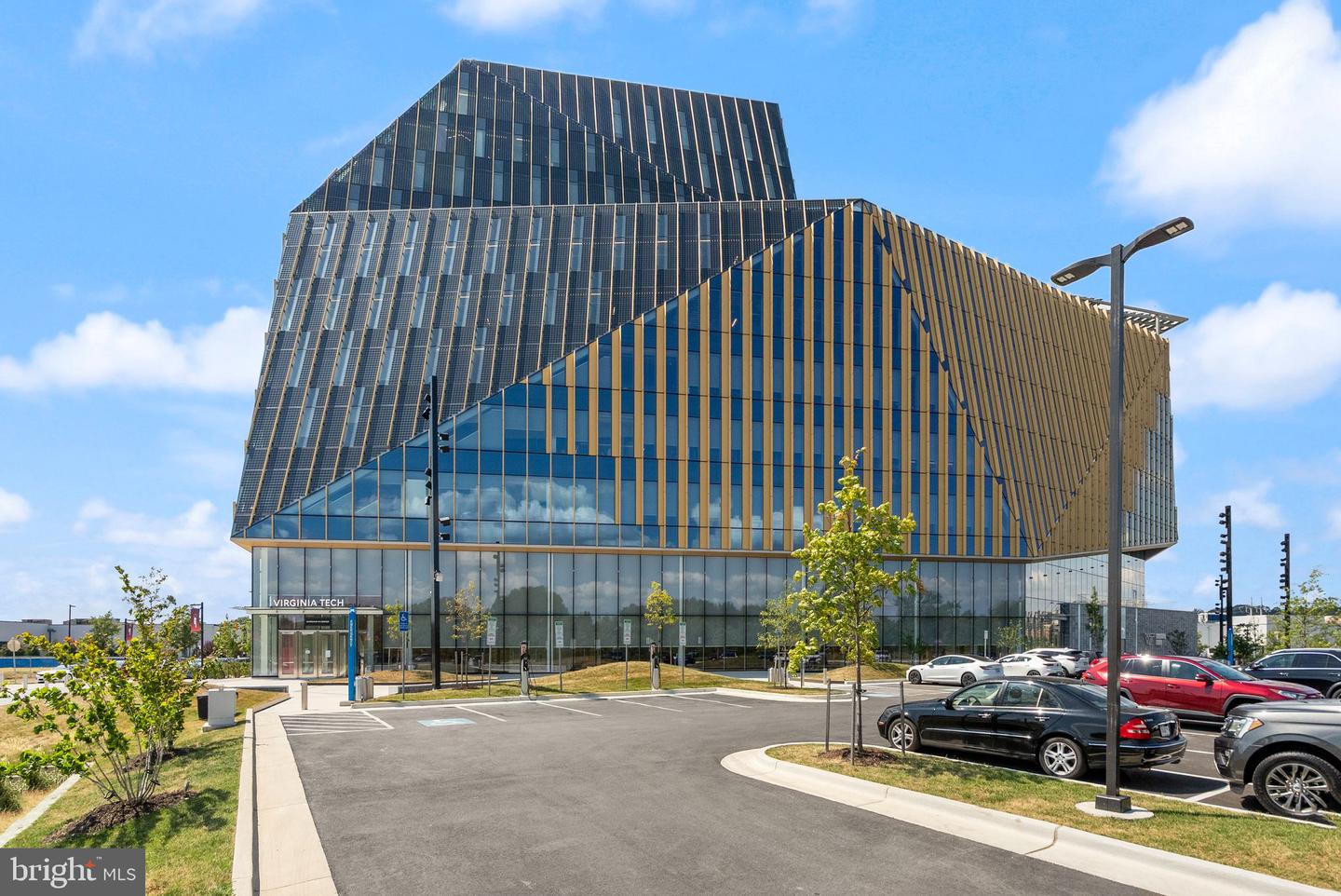 181 E REED AVE #206, ALEXANDRIA, Virginia 22305, 1 Bedroom Bedrooms, ,1 BathroomBathrooms,Residential,For sale,181 E REED AVE #206,VAAX2051482 MLS # VAAX2051482 181 E REED AVE #206, ALEXANDRIA, Virginia 22305, 1 Bedroom Bedrooms, ,1 BathroomBathrooms,Residential,For sale,181 E REED AVE #206,VAAX2051482 MLS # VAAX2051482