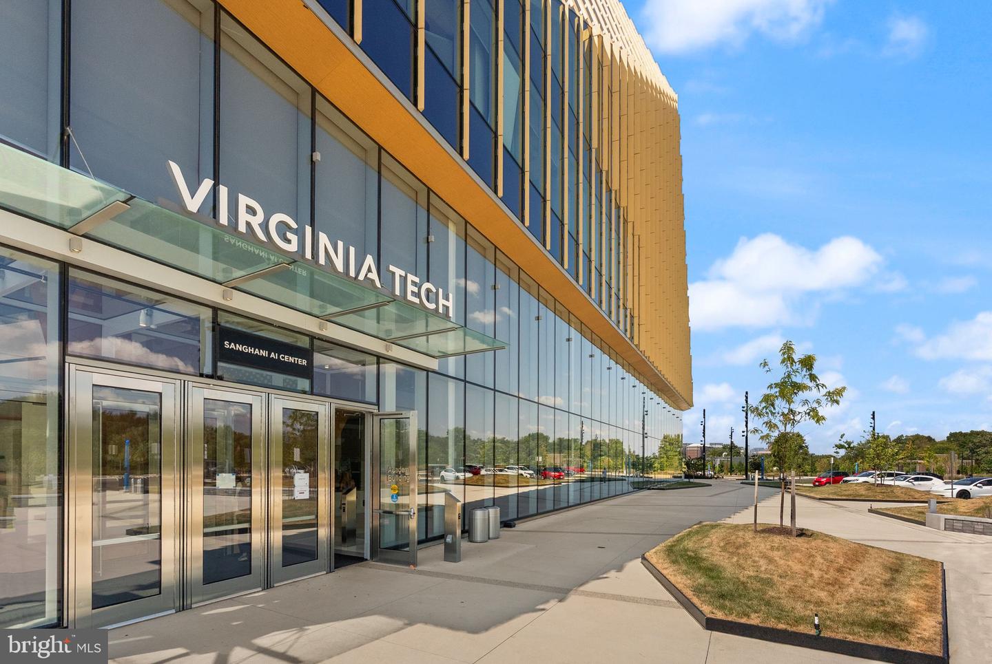 181 E REED AVE #206, ALEXANDRIA, Virginia 22305, 1 Bedroom Bedrooms, ,1 BathroomBathrooms,Residential,For sale,181 E REED AVE #206,VAAX2051482 MLS # VAAX2051482 181 E REED AVE #206, ALEXANDRIA, Virginia 22305, 1 Bedroom Bedrooms, ,1 BathroomBathrooms,Residential,For sale,181 E REED AVE #206,VAAX2051482 MLS # VAAX2051482