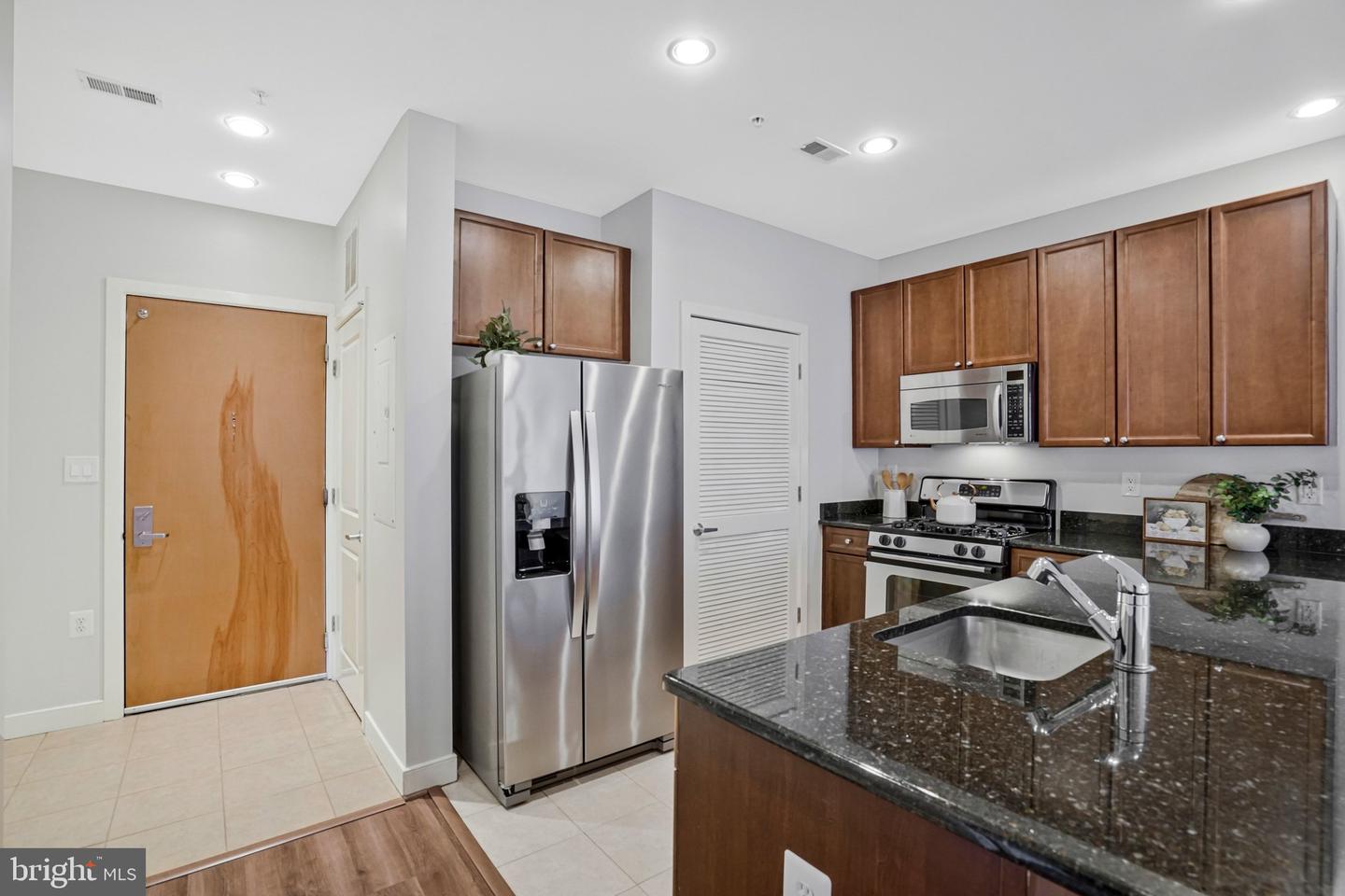 181 E REED AVE #206, ALEXANDRIA, Virginia 22305, 1 Bedroom Bedrooms, ,1 BathroomBathrooms,Residential,For sale,181 E REED AVE #206,VAAX2051482 MLS # VAAX2051482 181 E REED AVE #206, ALEXANDRIA, Virginia 22305, 1 Bedroom Bedrooms, ,1 BathroomBathrooms,Residential,For sale,181 E REED AVE #206,VAAX2051482 MLS # VAAX2051482
