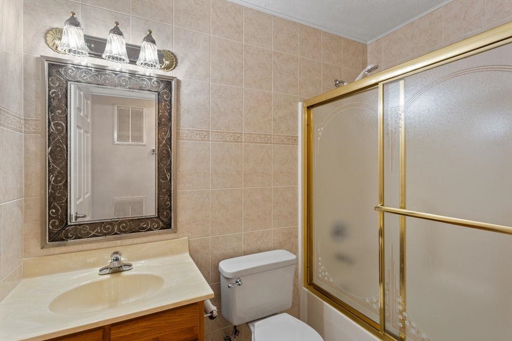 1734 AMHERST CT, HARRISONBURG, Virginia 22801, 3 Bedrooms Bedrooms, ,3 BathroomsBathrooms,Residential,1734 AMHERST CT,672842 MLS # 672842