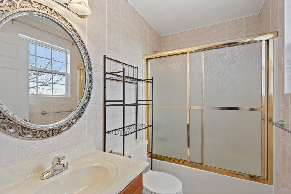 1734 AMHERST CT, HARRISONBURG, Virginia 22801, 3 Bedrooms Bedrooms, ,3 BathroomsBathrooms,Residential,1734 AMHERST CT,672842 MLS # 672842