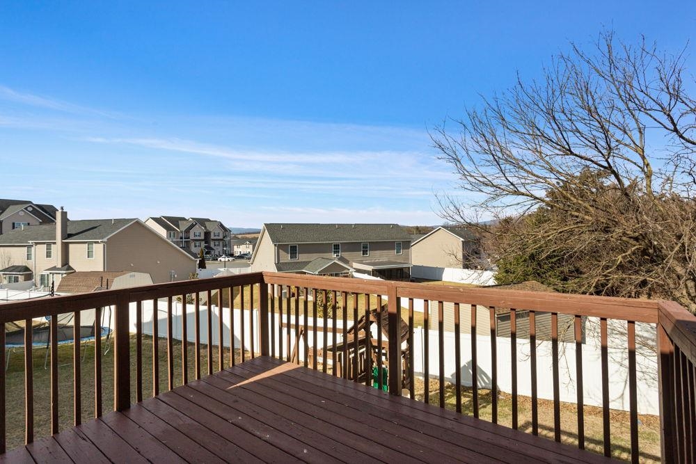 1734 AMHERST CT, HARRISONBURG, Virginia 22801, 3 Bedrooms Bedrooms, ,3 BathroomsBathrooms,Residential,1734 AMHERST CT,672842 MLS # 672842