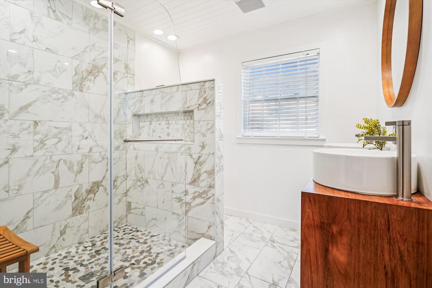 9016 GREYLOCK ST, ALEXANDRIA, Virginia 22308, 5 Bedrooms Bedrooms, ,3 BathroomsBathrooms,Residential,For sale,9016 GREYLOCK ST,VAFX2279248 MLS # VAFX2279248 9016 GREYLOCK ST, ALEXANDRIA, Virginia 22308, 5 Bedrooms Bedrooms, ,3 BathroomsBathrooms,Residential,For sale,9016 GREYLOCK ST,VAFX2279248 MLS # VAFX2279248