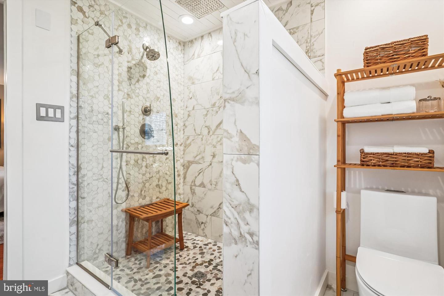 9016 GREYLOCK ST, ALEXANDRIA, Virginia 22308, 5 Bedrooms Bedrooms, ,3 BathroomsBathrooms,Residential,For sale,9016 GREYLOCK ST,VAFX2279248 MLS # VAFX2279248 9016 GREYLOCK ST, ALEXANDRIA, Virginia 22308, 5 Bedrooms Bedrooms, ,3 BathroomsBathrooms,Residential,For sale,9016 GREYLOCK ST,VAFX2279248 MLS # VAFX2279248