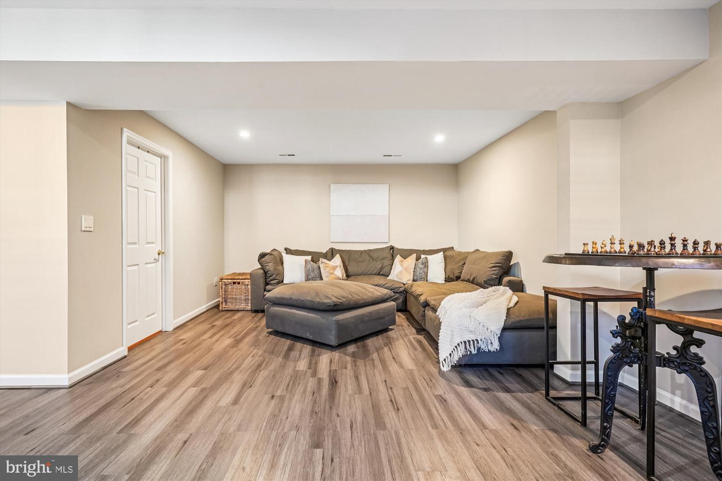 9016 GREYLOCK ST, ALEXANDRIA, Virginia 22308, 5 Bedrooms Bedrooms, ,3 BathroomsBathrooms,Residential,For sale,9016 GREYLOCK ST,VAFX2279248 MLS # VAFX2279248 9016 GREYLOCK ST, ALEXANDRIA, Virginia 22308, 5 Bedrooms Bedrooms, ,3 BathroomsBathrooms,Residential,For sale,9016 GREYLOCK ST,VAFX2279248 MLS # VAFX2279248