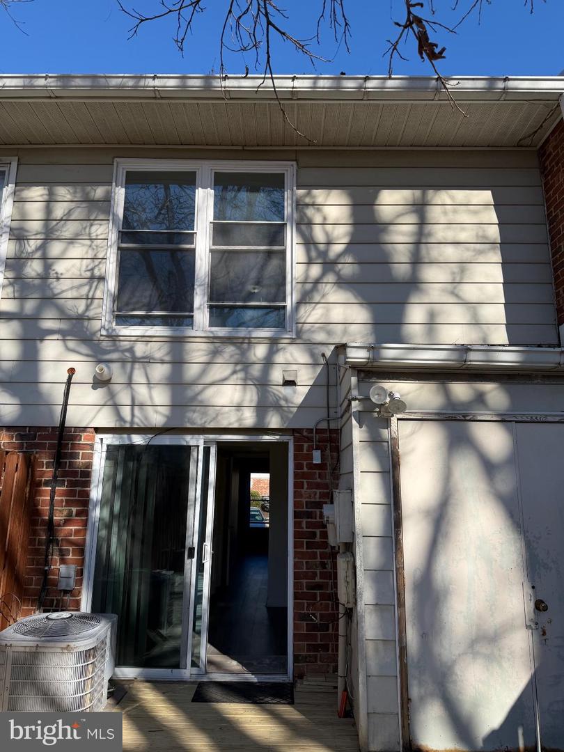 2167 FERGUSON PL, HERNDON, Virginia 20170, 2 Bedrooms Bedrooms, 8 Rooms Rooms,1 BathroomBathrooms,Residential,For sale,2167 FERGUSON PL,VAFX2280176 MLS # VAFX2280176 2167 FERGUSON PL, HERNDON, Virginia 20170, 2 Bedrooms Bedrooms, 8 Rooms Rooms,1 BathroomBathrooms,Residential,For sale,2167 FERGUSON PL,VAFX2280176 MLS # VAFX2280176