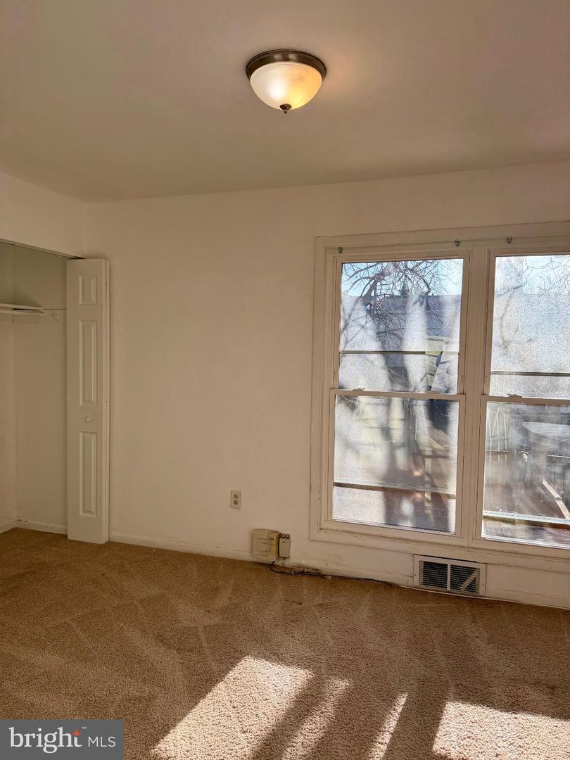 2167 FERGUSON PL, HERNDON, Virginia 20170, 2 Bedrooms Bedrooms, 8 Rooms Rooms,1 BathroomBathrooms,Residential,For sale,2167 FERGUSON PL,VAFX2280176 MLS # VAFX2280176 2167 FERGUSON PL, HERNDON, Virginia 20170, 2 Bedrooms Bedrooms, 8 Rooms Rooms,1 BathroomBathrooms,Residential,For sale,2167 FERGUSON PL,VAFX2280176 MLS # VAFX2280176