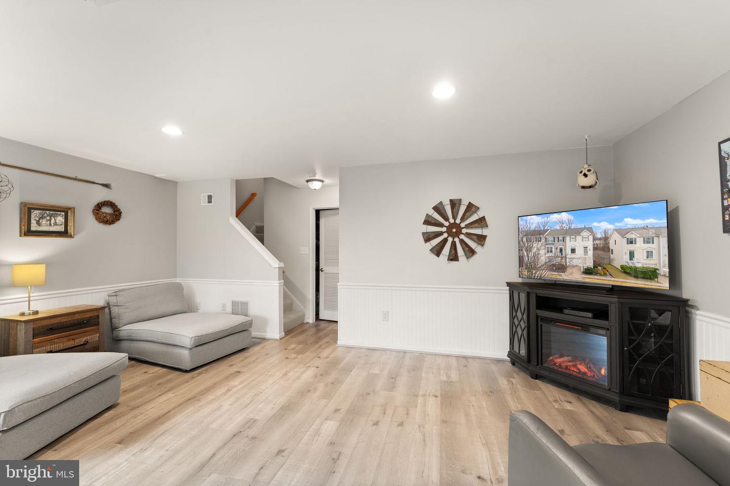 6377 SAINT TIMOTHYS LN, CENTREVILLE, Virginia 20121, 3 Bedrooms Bedrooms, ,2 BathroomsBathrooms,Residential,For sale,6377 SAINT TIMOTHYS LN,VAFX2281334 MLS # VAFX2281334 6377 SAINT TIMOTHYS LN, CENTREVILLE, Virginia 20121, 3 Bedrooms Bedrooms, ,2 BathroomsBathrooms,Residential,For sale,6377 SAINT TIMOTHYS LN,VAFX2281334 MLS # VAFX2281334