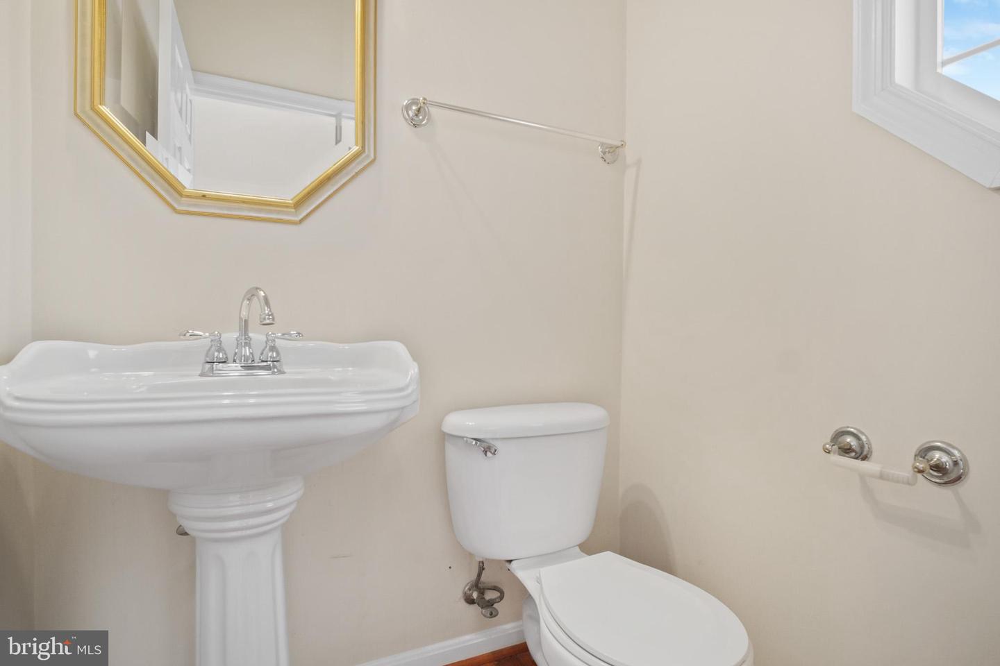 99 CRESTWOOD LN, STAFFORD, Virginia 22554, 4 Bedrooms Bedrooms, ,3 BathroomsBathrooms,Residential,For sale,99 CRESTWOOD LN,VAST2044644 MLS # VAST2044644 99 CRESTWOOD LN, STAFFORD, Virginia 22554, 4 Bedrooms Bedrooms, ,3 BathroomsBathrooms,Residential,For sale,99 CRESTWOOD LN,VAST2044644 MLS # VAST2044644