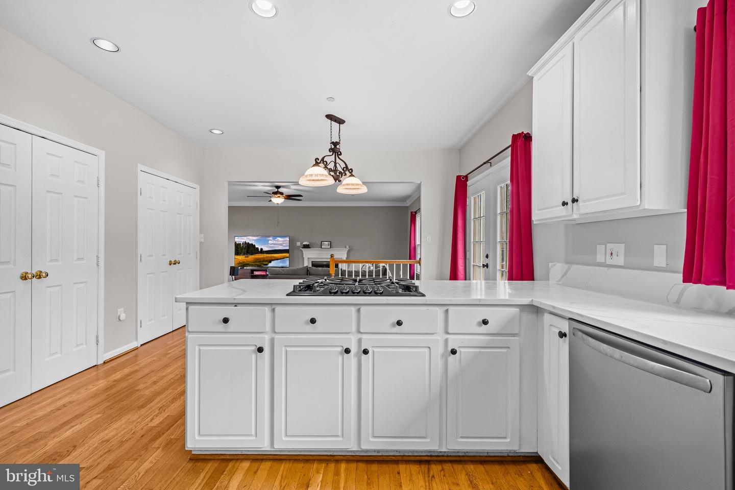 12170 IVAKOTA CT, MANASSAS, Virginia 20112, 5 Bedrooms Bedrooms, ,2 BathroomsBathrooms,Residential,For sale,12170 IVAKOTA CT,VAPW2109180 MLS # VAPW2109180