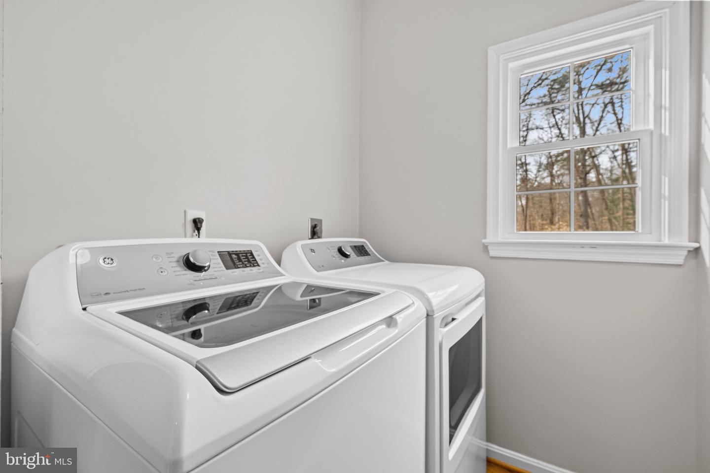 12170 IVAKOTA CT, MANASSAS, Virginia 20112, 5 Bedrooms Bedrooms, ,2 BathroomsBathrooms,Residential,For sale,12170 IVAKOTA CT,VAPW2109180 MLS # VAPW2109180