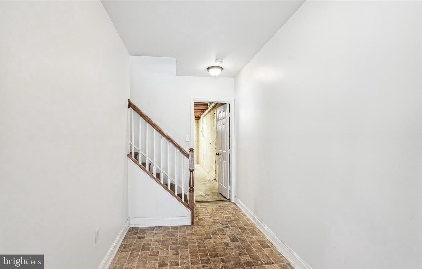 12170 IVAKOTA CT, MANASSAS, Virginia 20112, 5 Bedrooms Bedrooms, ,2 BathroomsBathrooms,Residential,For sale,12170 IVAKOTA CT,VAPW2109180 MLS # VAPW2109180