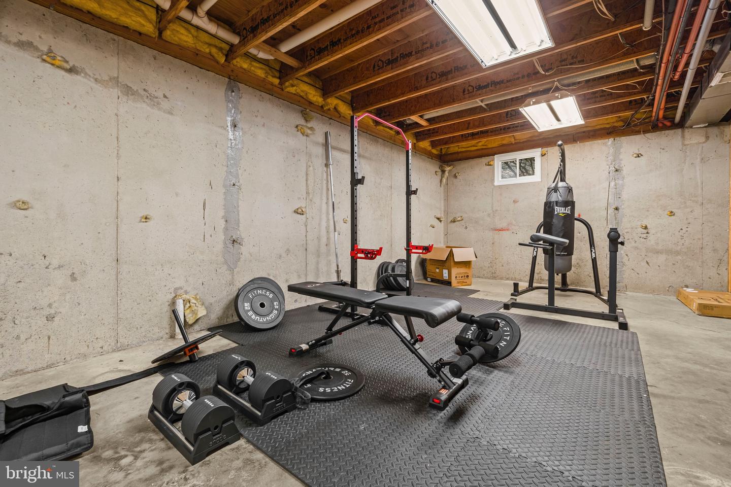 12170 IVAKOTA CT, MANASSAS, Virginia 20112, 5 Bedrooms Bedrooms, ,2 BathroomsBathrooms,Residential,For sale,12170 IVAKOTA CT,VAPW2109180 MLS # VAPW2109180