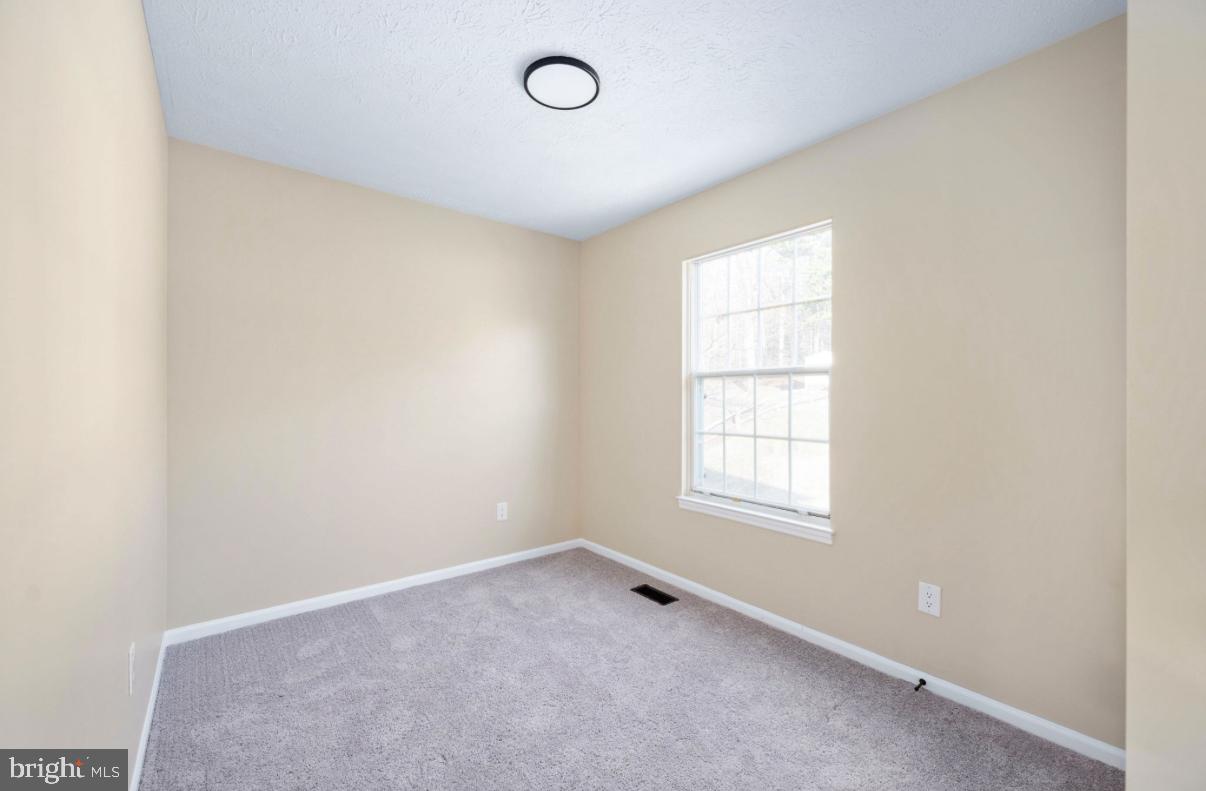 3000 TITANIC DR, STAFFORD, Virginia 22554, 4 Bedrooms Bedrooms, ,2 BathroomsBathrooms,Residential,For sale,3000 TITANIC DR,VAST2044752 MLS # VAST2044752