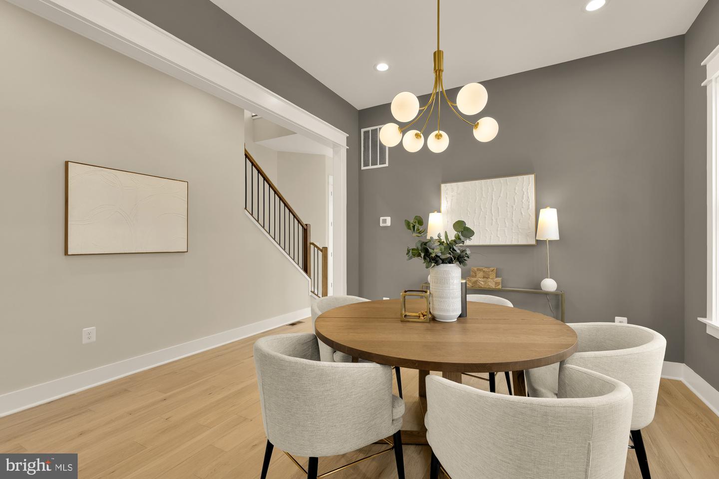 859 N LEXINGTON ST, ARLINGTON, Virginia 22205, 5 Bedrooms Bedrooms, ,4 BathroomsBathrooms,Residential,For sale,859 N LEXINGTON ST,VAAR2067002 MLS # VAAR2067002