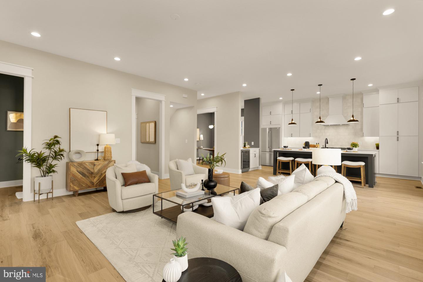 859 N LEXINGTON ST, ARLINGTON, Virginia 22205, 5 Bedrooms Bedrooms, ,4 BathroomsBathrooms,Residential,For sale,859 N LEXINGTON ST,VAAR2067002 MLS # VAAR2067002