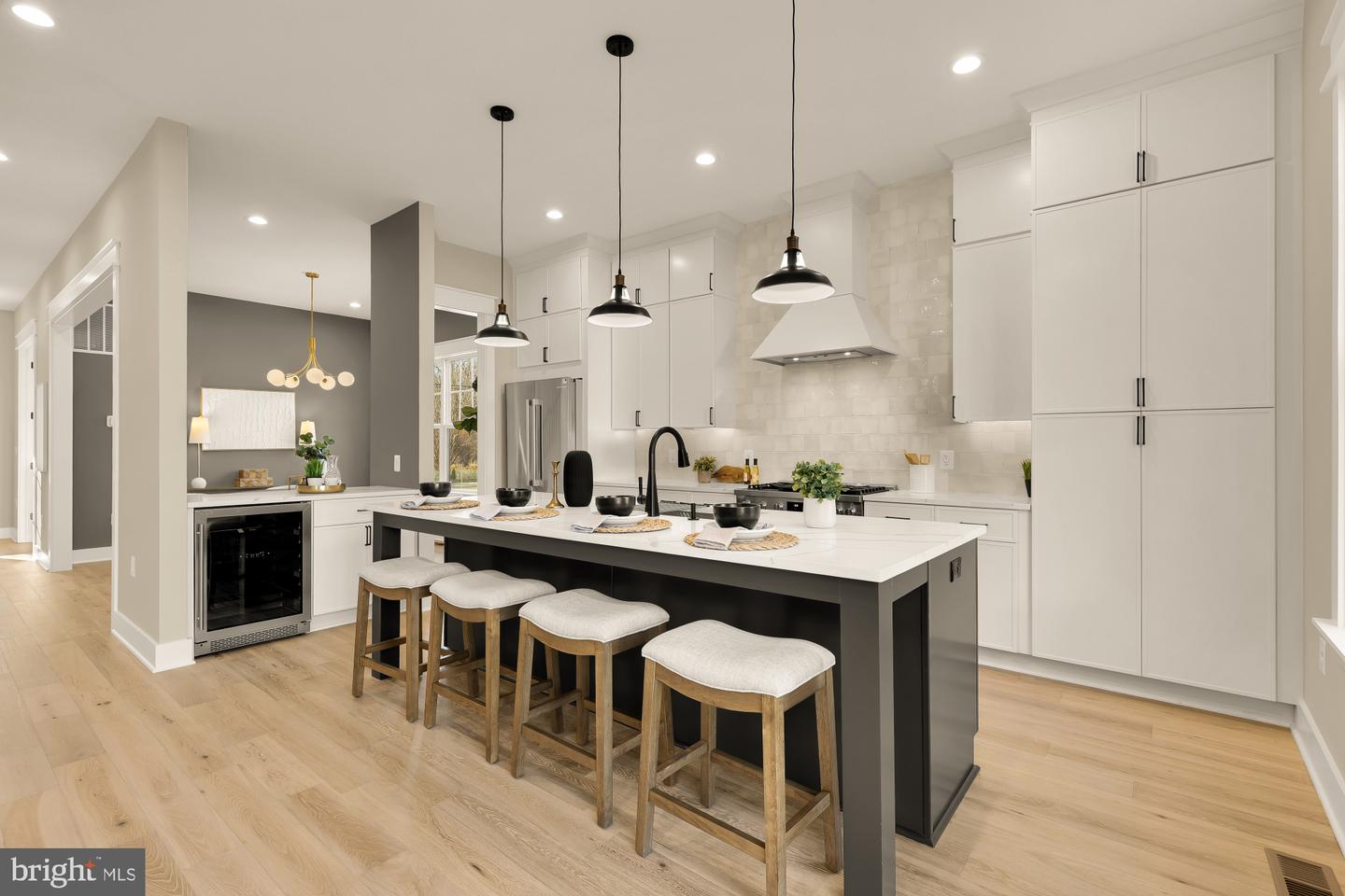 859 N LEXINGTON ST, ARLINGTON, Virginia 22205, 5 Bedrooms Bedrooms, ,4 BathroomsBathrooms,Residential,For sale,859 N LEXINGTON ST,VAAR2067002 MLS # VAAR2067002