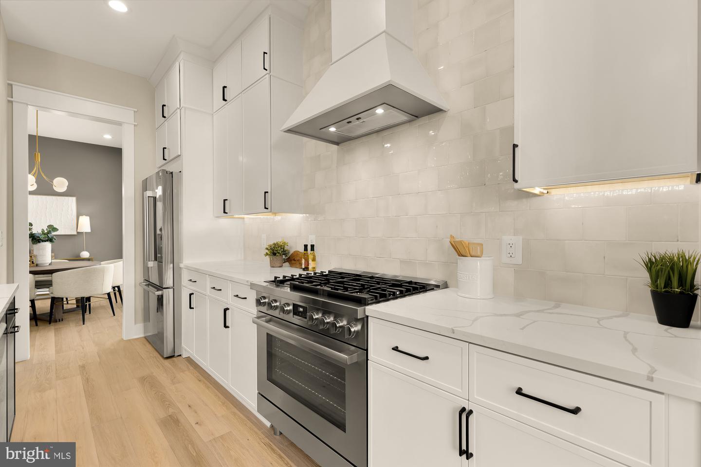 859 N LEXINGTON ST, ARLINGTON, Virginia 22205, 5 Bedrooms Bedrooms, ,4 BathroomsBathrooms,Residential,For sale,859 N LEXINGTON ST,VAAR2067002 MLS # VAAR2067002