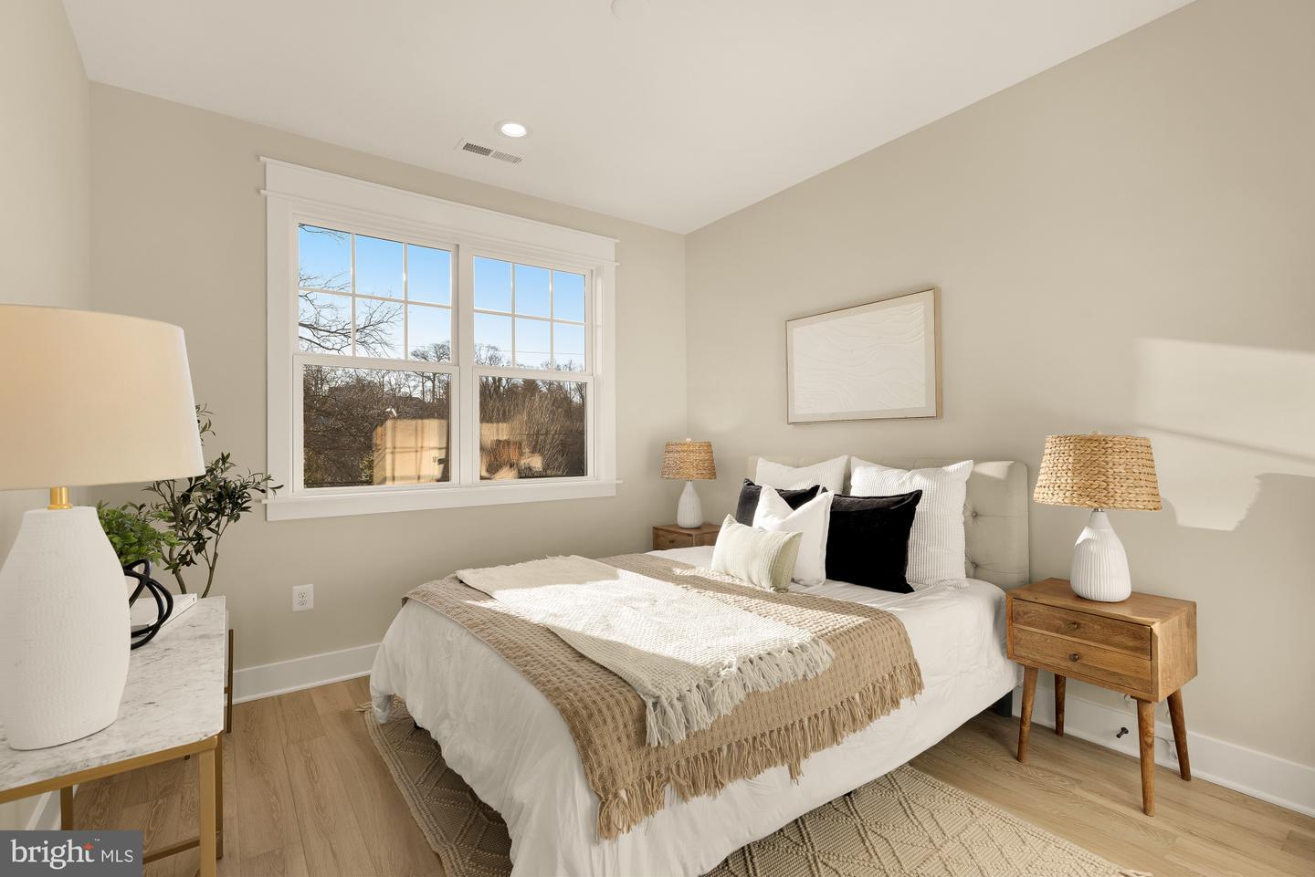 859 N LEXINGTON ST, ARLINGTON, Virginia 22205, 5 Bedrooms Bedrooms, ,4 BathroomsBathrooms,Residential,For sale,859 N LEXINGTON ST,VAAR2067002 MLS # VAAR2067002