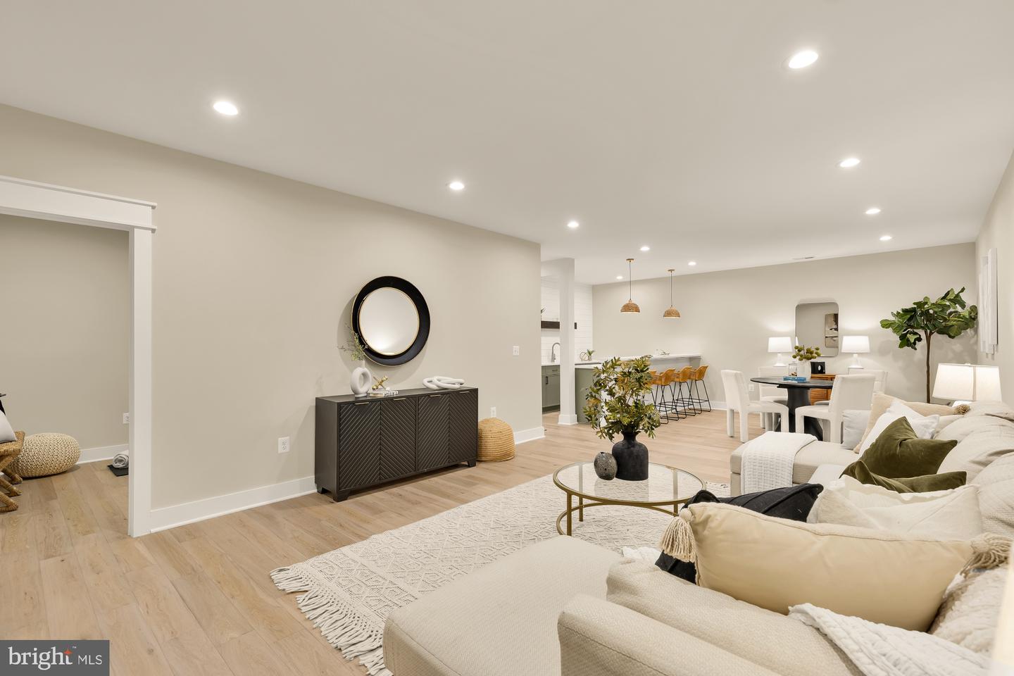 859 N LEXINGTON ST, ARLINGTON, Virginia 22205, 5 Bedrooms Bedrooms, ,4 BathroomsBathrooms,Residential,For sale,859 N LEXINGTON ST,VAAR2067002 MLS # VAAR2067002