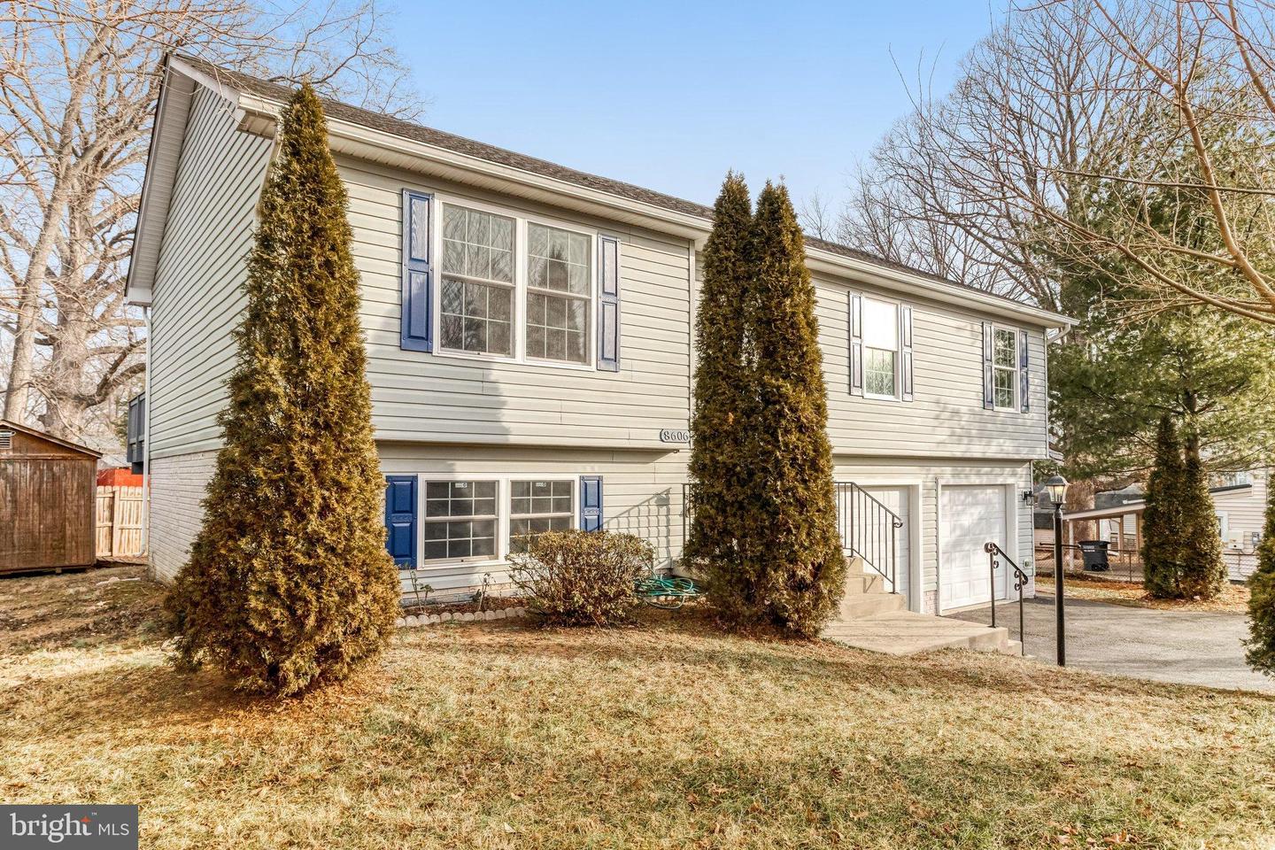 8606 SPRUCE ST, MANASSAS, Virginia 20111, 4 Bedrooms Bedrooms, 10 Rooms Rooms,3 BathroomsBathrooms,Residential,For sale,8606 SPRUCE ST,VAPW2109434 MLS # VAPW2109434