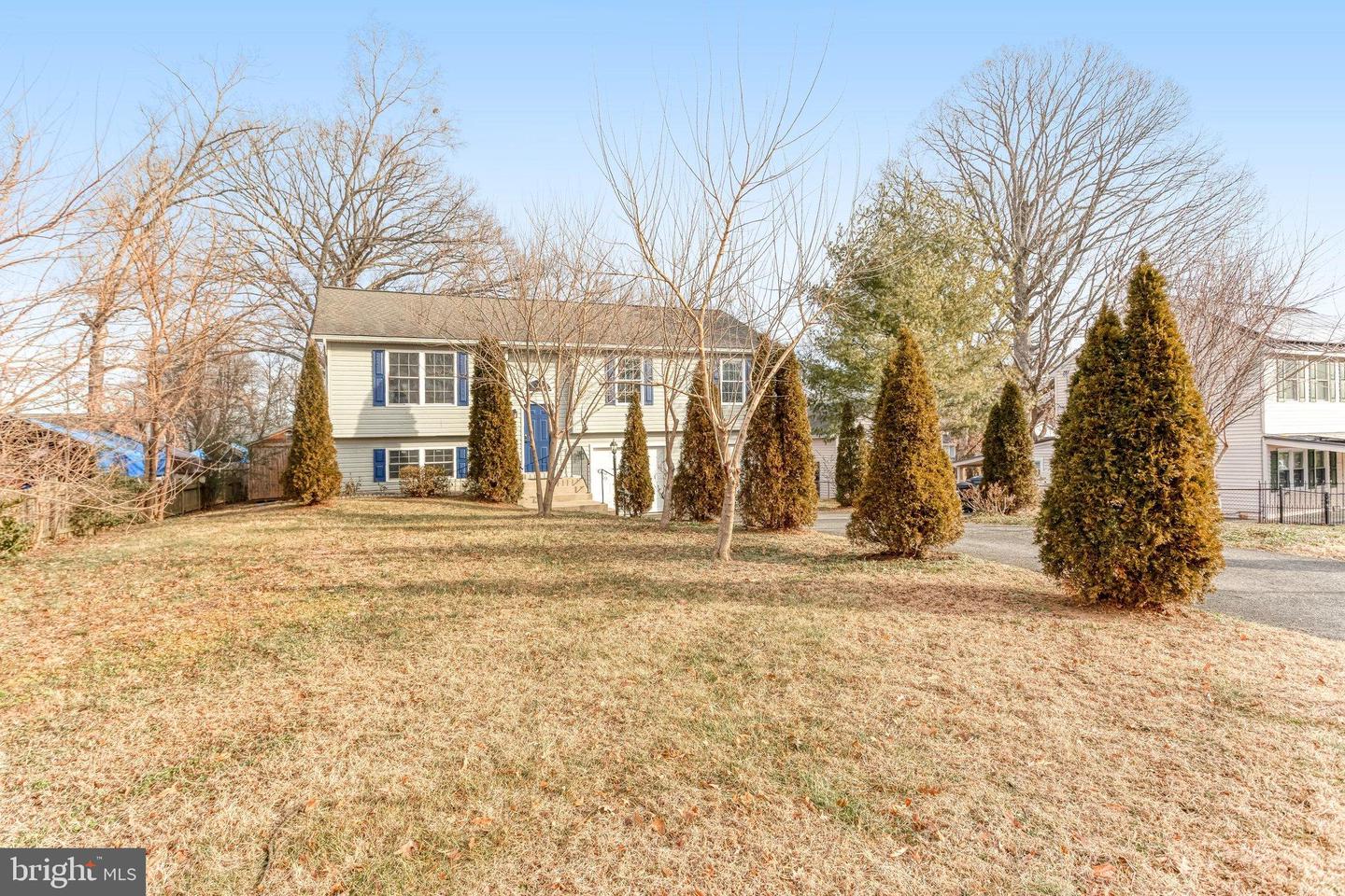 8606 SPRUCE ST, MANASSAS, Virginia 20111, 4 Bedrooms Bedrooms, 10 Rooms Rooms,3 BathroomsBathrooms,Residential,For sale,8606 SPRUCE ST,VAPW2109434 MLS # VAPW2109434