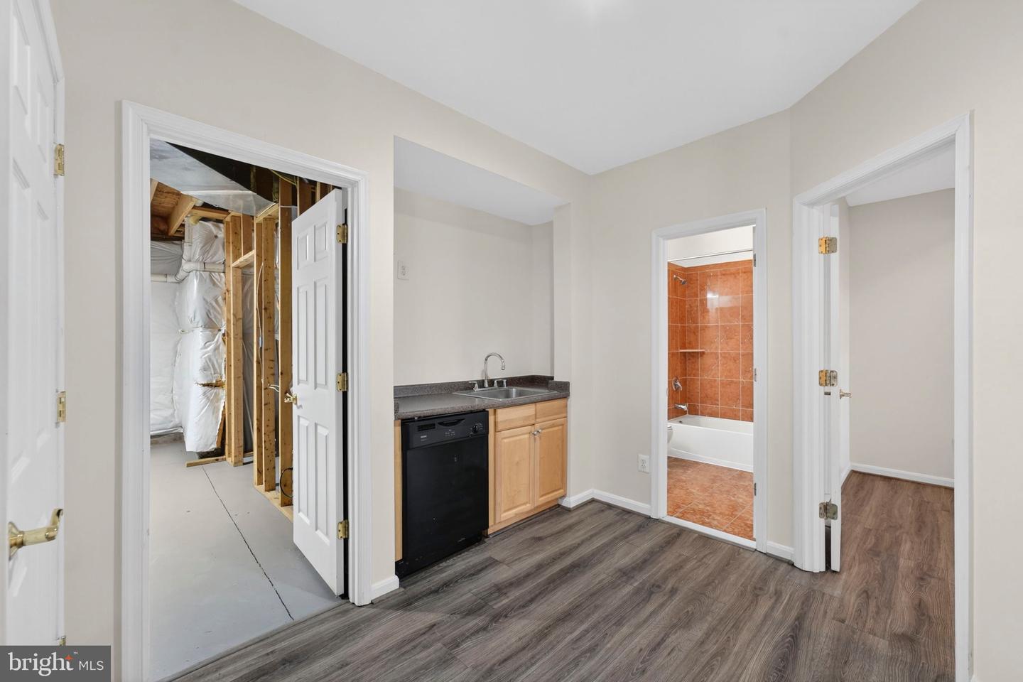 43612 HABITAT CIR, LEESBURG, Virginia 20176, 5 Bedrooms Bedrooms, 18 Rooms Rooms,4 BathroomsBathrooms,Residential,For sale,43612 HABITAT CIR,VALO2112626 MLS # VALO2112626 43612 HABITAT CIR, LEESBURG, Virginia 20176, 5 Bedrooms Bedrooms, 18 Rooms Rooms,4 BathroomsBathrooms,Residential,For sale,43612 HABITAT CIR,VALO2112626 MLS # VALO2112626