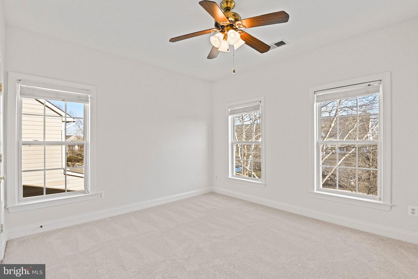 22125 HIGHVIEW TRAIL PL, BROADLANDS, Virginia 20148, 4 Bedrooms Bedrooms, ,4 BathroomsBathrooms,Residential,For sale,22125 HIGHVIEW TRAIL PL,VALO2112960 MLS # VALO2112960