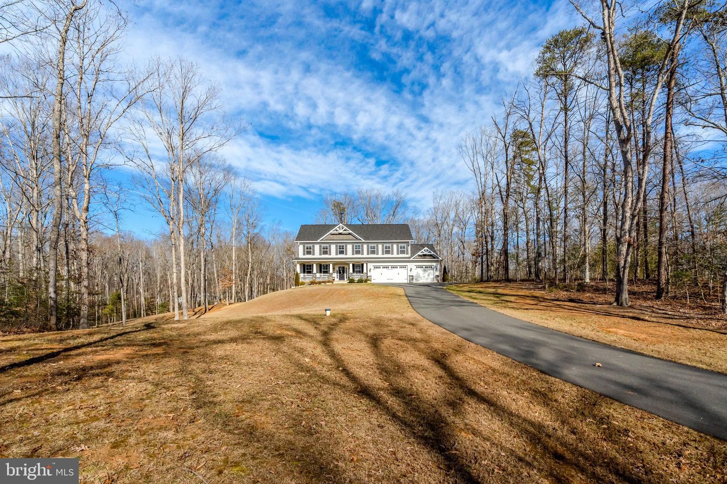 116 HIDDEN LN, STAFFORD, Virginia 22556, 5 Bedrooms Bedrooms, ,3 BathroomsBathrooms,Residential,For sale,116 HIDDEN LN,VAST2044904 MLS # VAST2044904